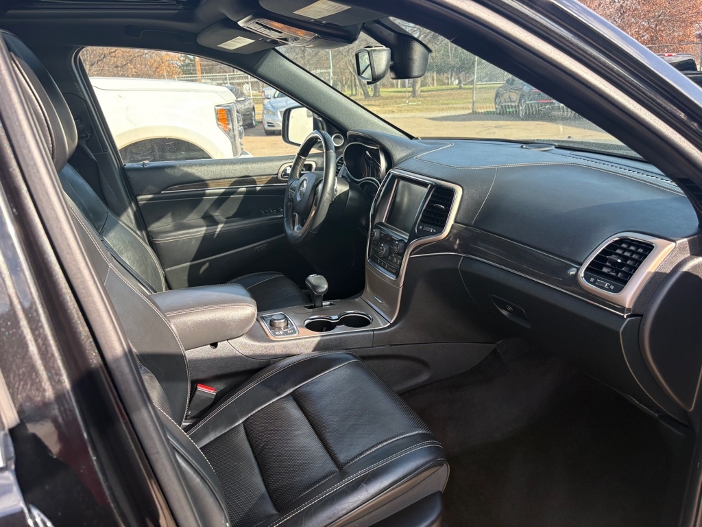 Jeep Grand Cherokee Laredo 4WD 2015