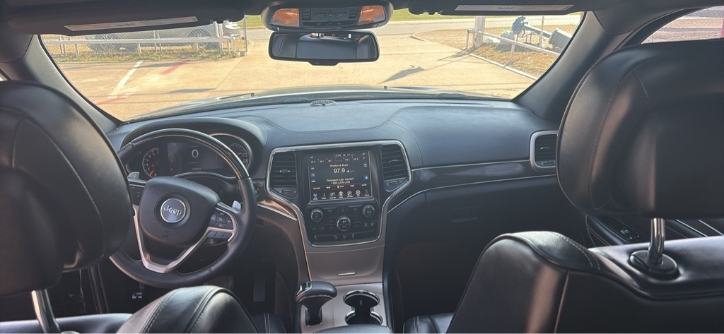 Jeep Grand Cherokee Laredo 4WD 2015