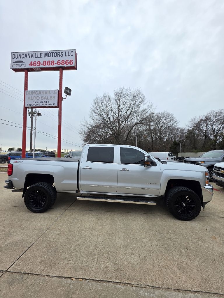 Chevrolet Silverado 2500HD LTZ Crew Cab 4WD 2016