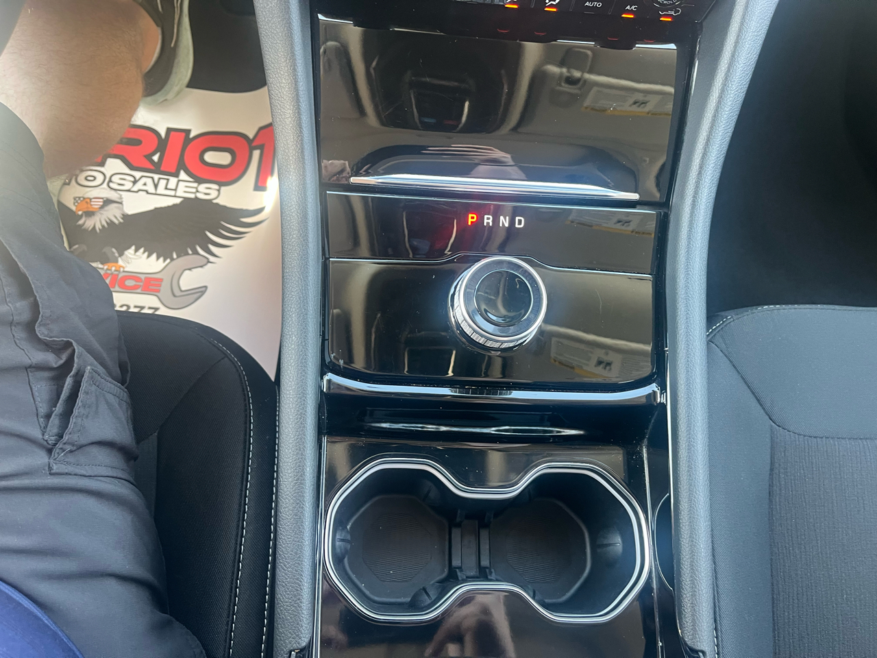 Jeep Grand Cherokee L Laredo 4WD 2023