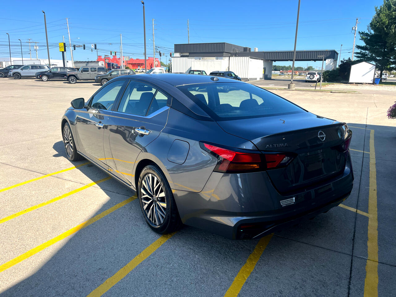 Nissan Altima 2.5 SV 2024