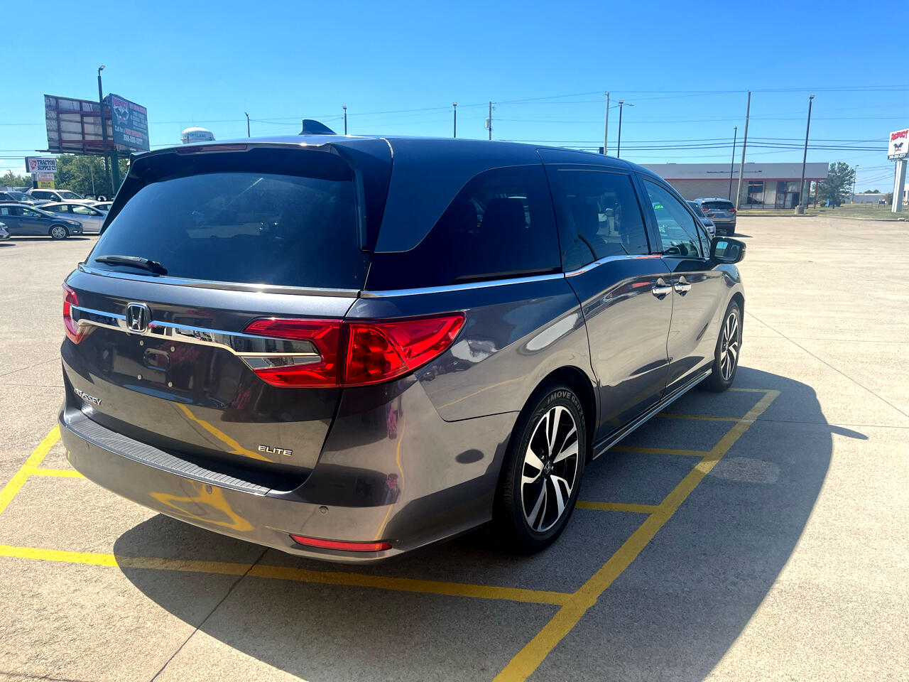 Honda Odyssey Elite 2019