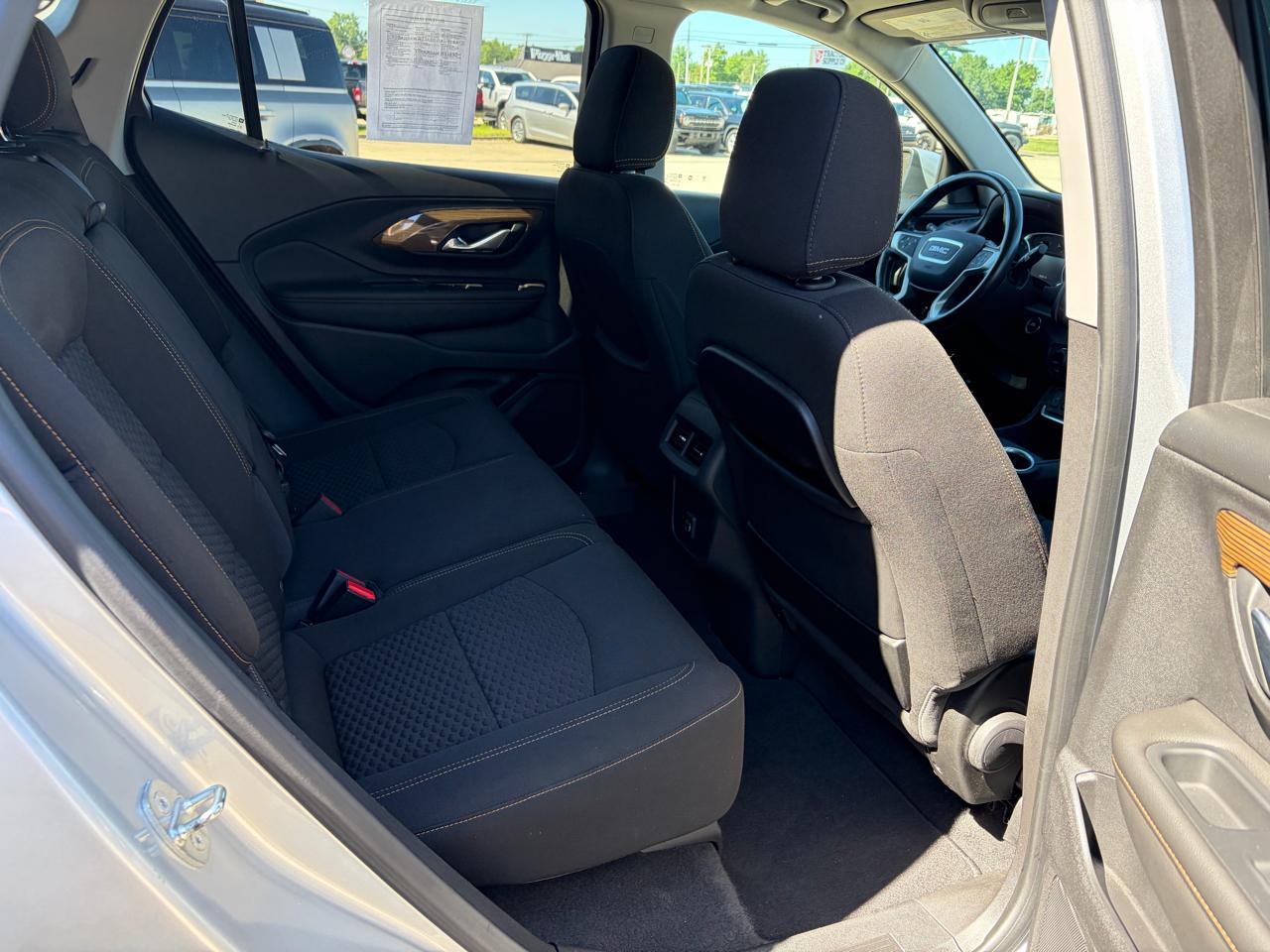 2020 GMC Terrain SLE - Photo 10