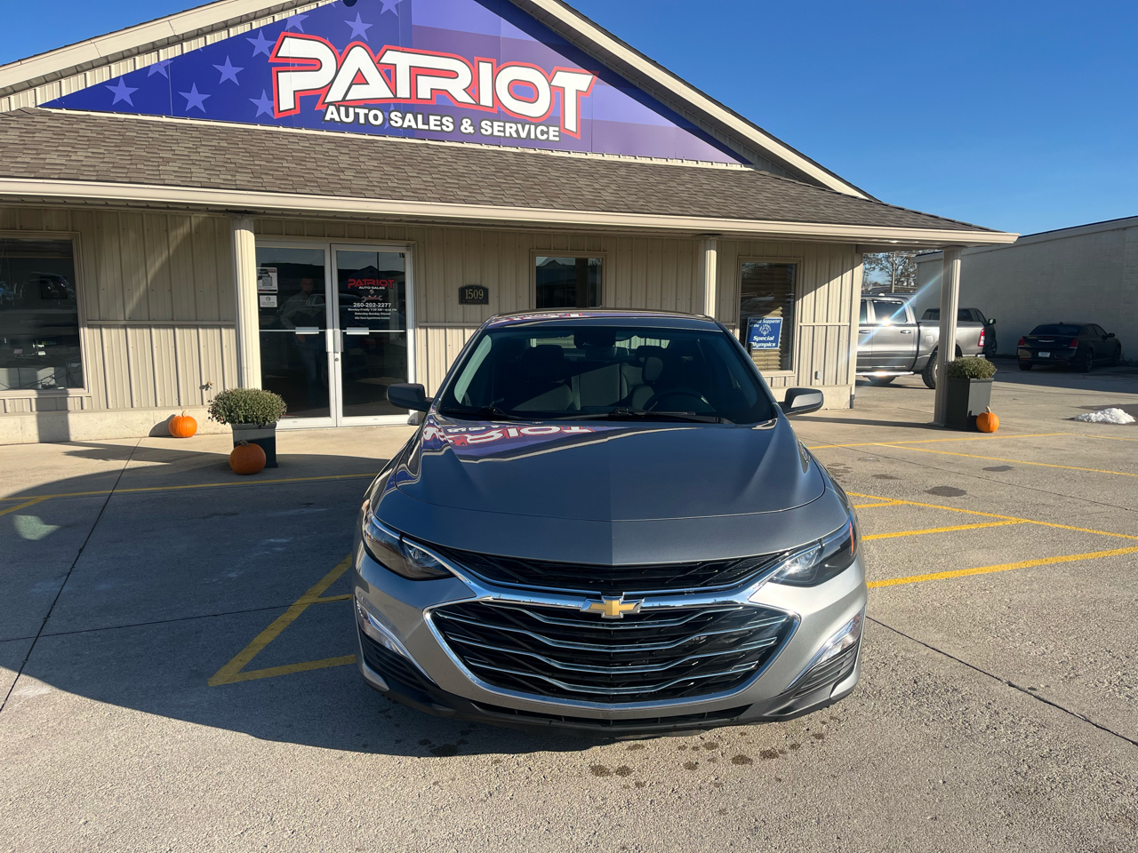 2023 Chevrolet Malibu LS photo 2