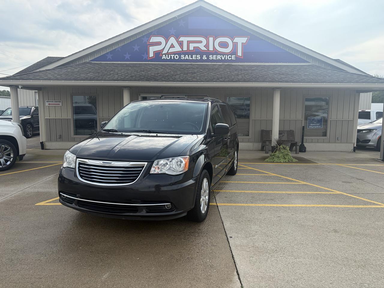 2016 Chrysler Town & Country Touring