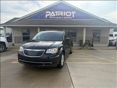 2016 Chrysler Town & Country 