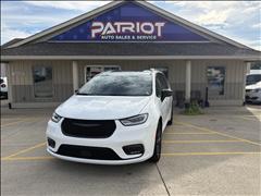 2025 Chrysler Pacifica 