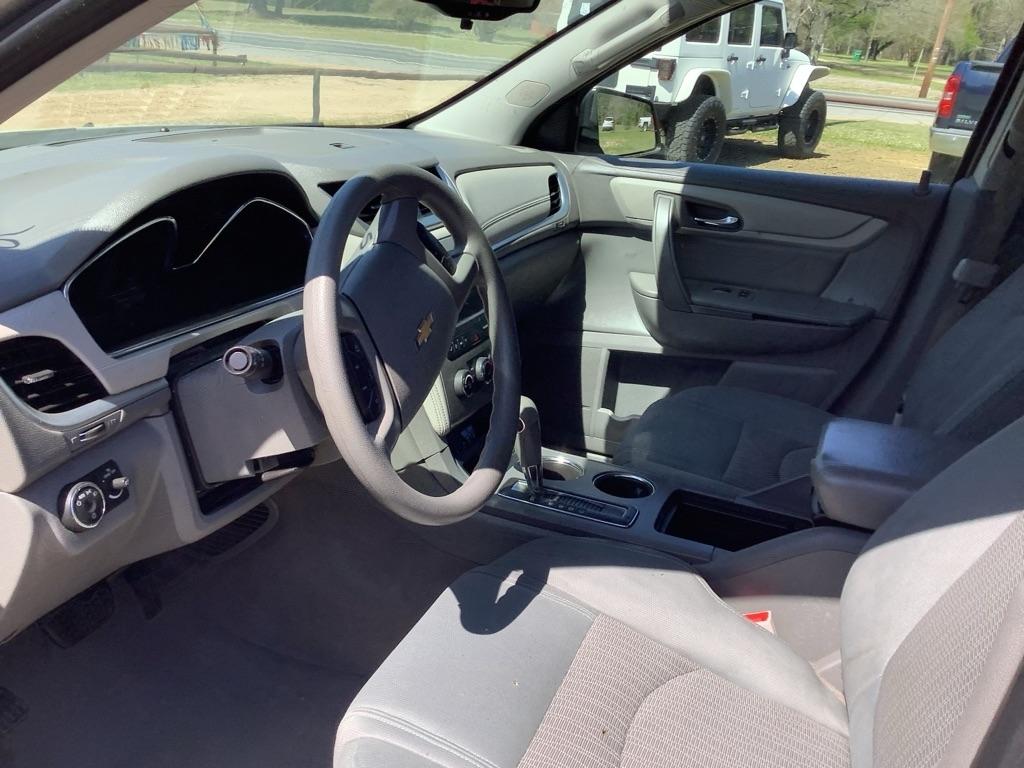 Chevrolet Traverse LS FWD w/PDC 2016