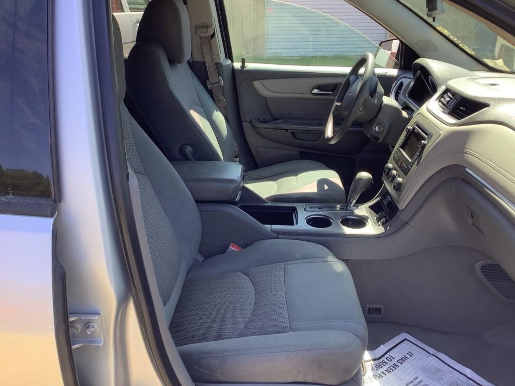 Chevrolet Traverse LS FWD w/PDC 2016