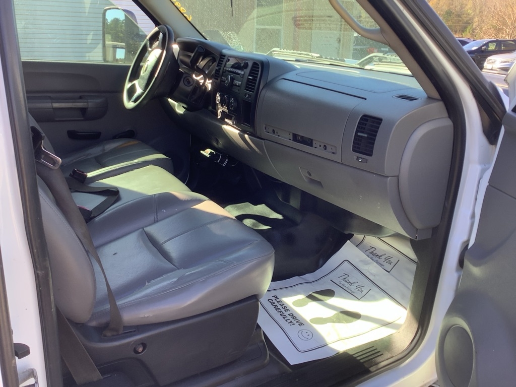 Chevrolet Silverado 2500HD Work Truck Ext. Cab Std. Box 2WD 2008