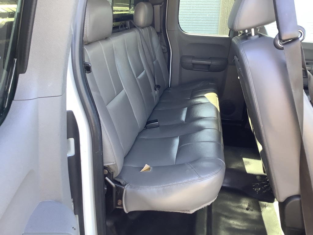 Chevrolet Silverado 2500HD Work Truck Ext. Cab Std. Box 2WD 2008