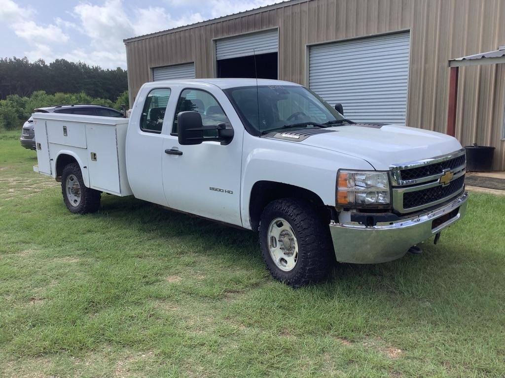 Chevrolet Silverado 2500HD Work Truck Ext. Cab 4WD 2012