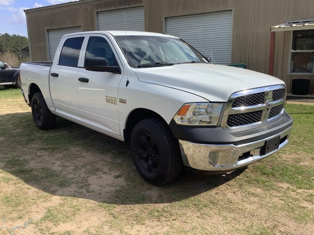 RAM 1500 Tradesman Crew Cab SWB 4WD 2017