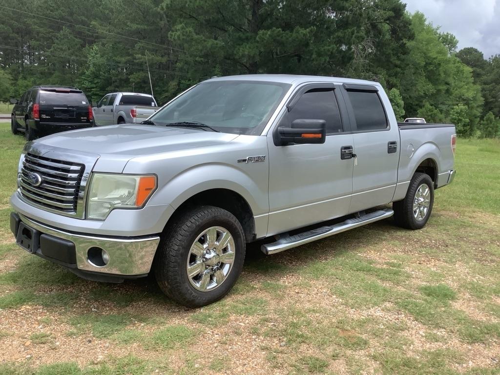 2011 Ford F-150 XL SuperCrew 5.5-ft. Bed 2WD