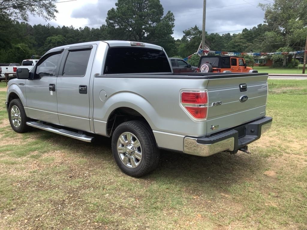 Ford F-150 XL SuperCrew 5.5-ft. Bed 2WD 2011