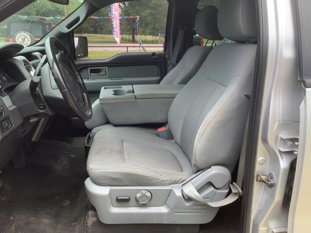 Ford F-150 XL SuperCrew 5.5-ft. Bed 2WD 2011