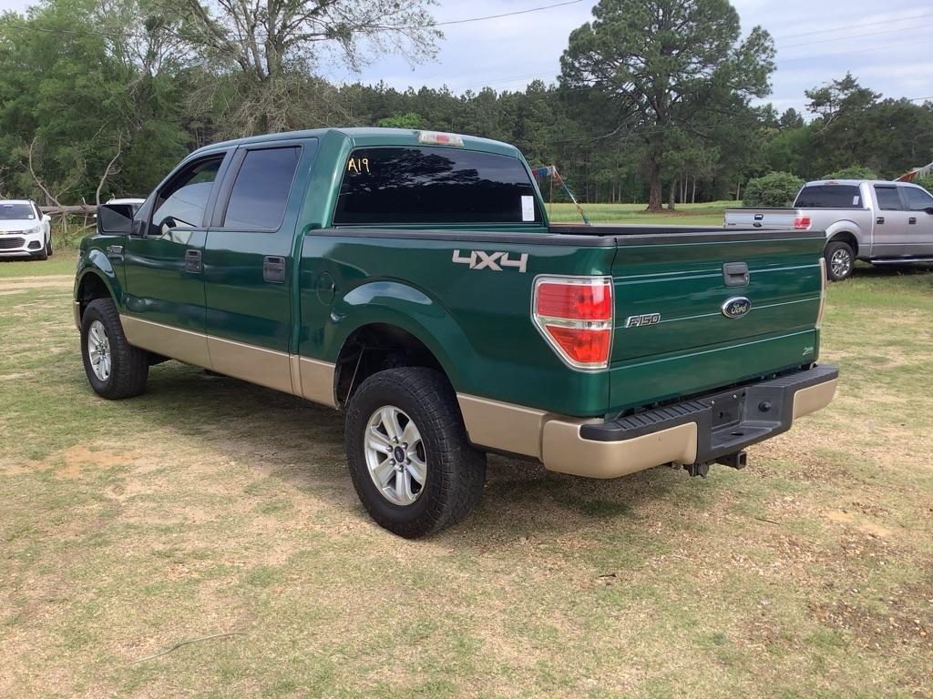 Ford F-150 XL SuperCrew 5.5-ft. Bed 4WD 2010