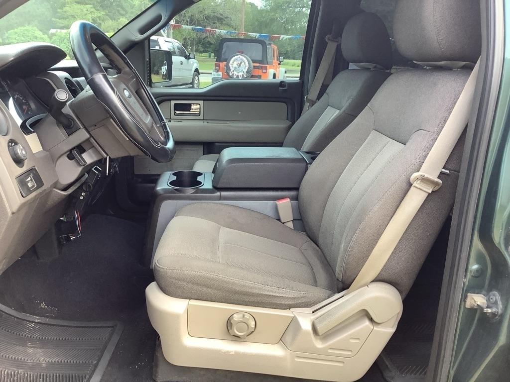 Ford F-150 XL SuperCrew 5.5-ft. Bed 4WD 2010