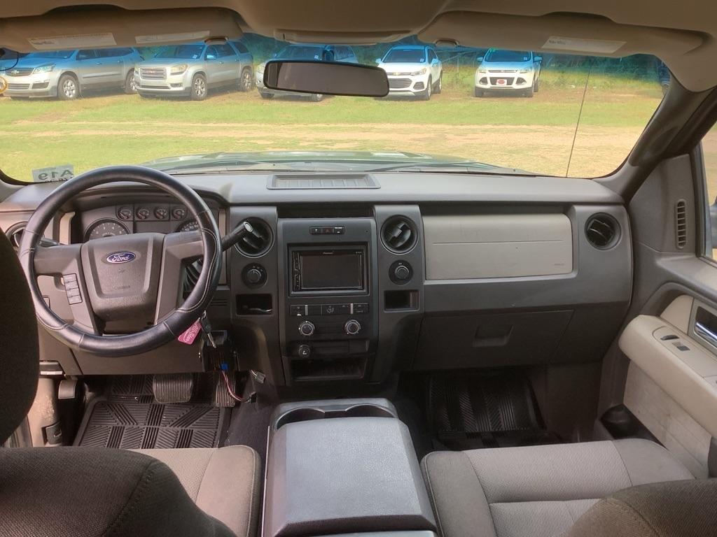 Ford F-150 XL SuperCrew 5.5-ft. Bed 4WD 2010