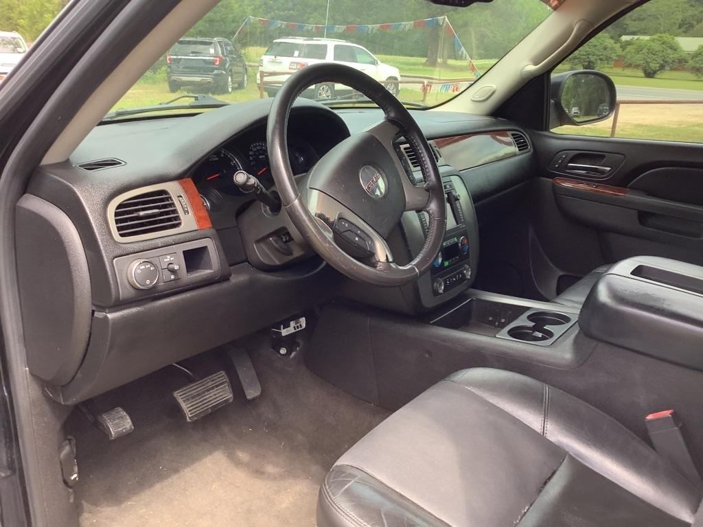 GMC Yukon SLT1 2WD 2010