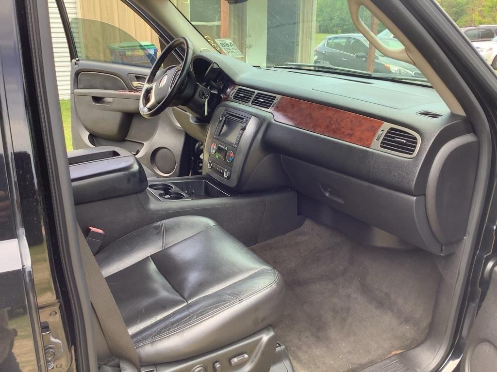 GMC Yukon SLT1 2WD 2010