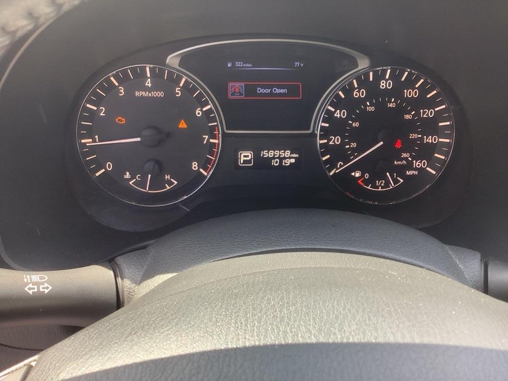 Nissan Pathfinder S 2WD 2014