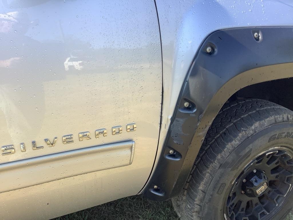 Chevrolet Silverado 1500 LT Crew Cab 4WD 2011