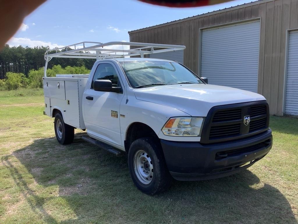 RAM 2500 ST 4WD 2012