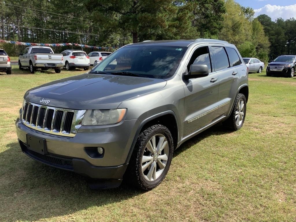 2012 Jeep Grand Cherokee Laredo 2WD