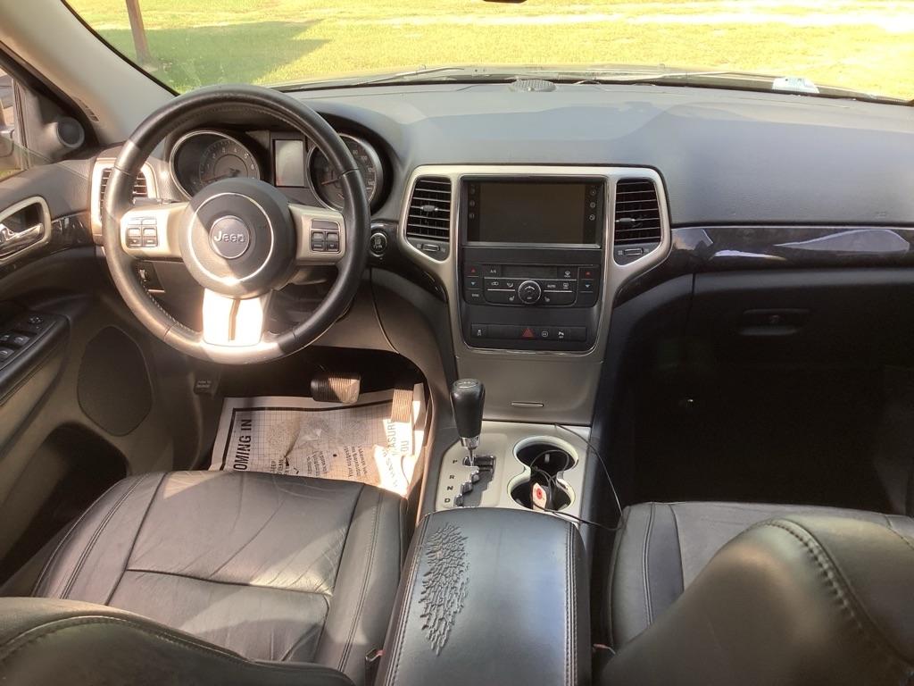 Jeep Grand Cherokee Laredo 2WD 2012