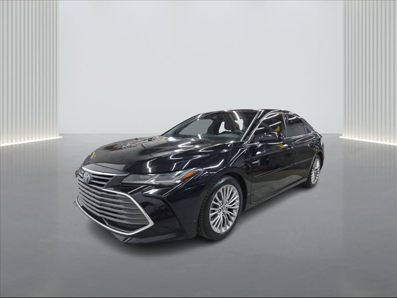  2019 Toyota Avalon Hybrid Limited FWD   