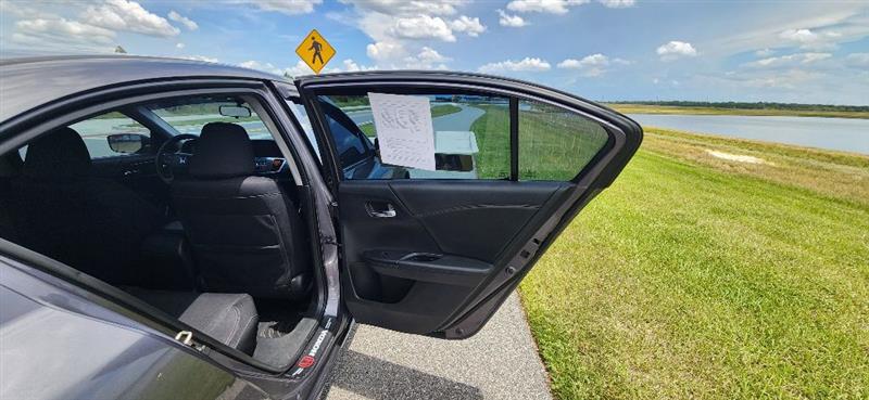 Honda Accord Sport Sedan 6-Spd MT 2015