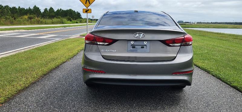 Hyundai Elantra Limited 2018