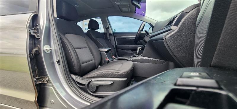 Hyundai Elantra Limited 2018