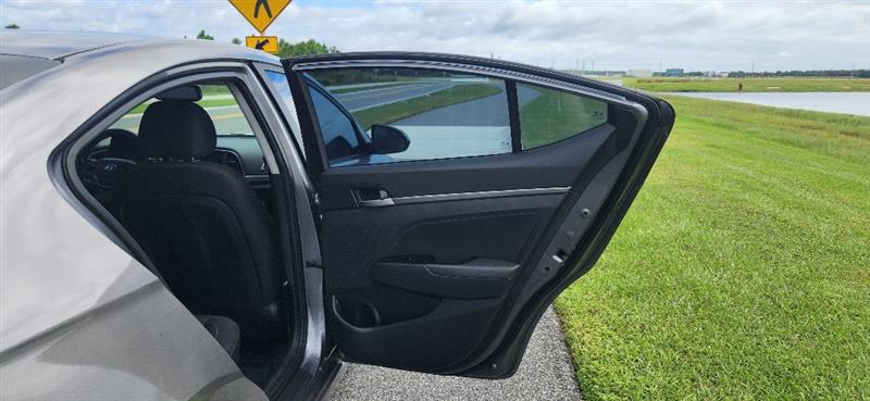 Hyundai Elantra Limited 2018