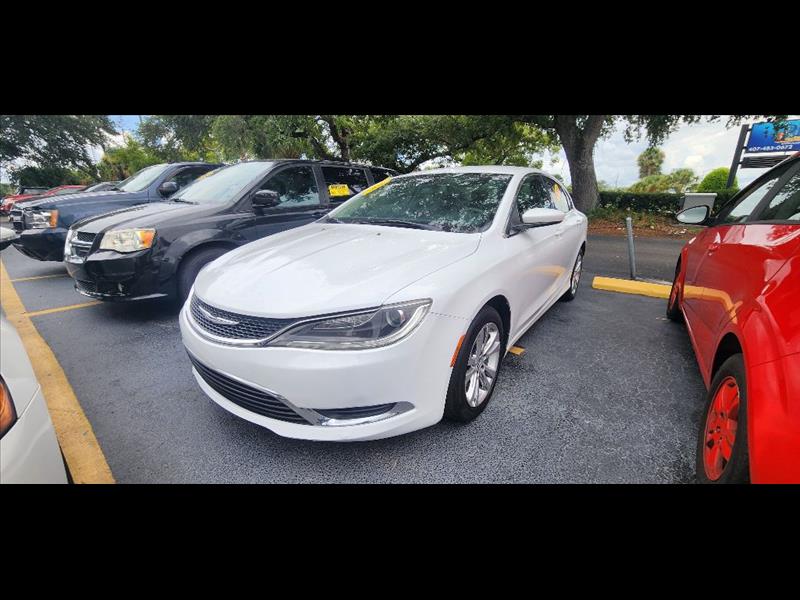 2016 Chrysler 200 Limited