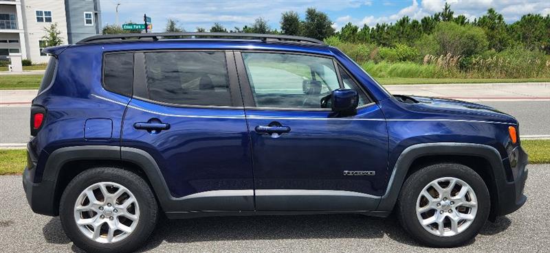 Jeep Renegade Latitude FWD 2016