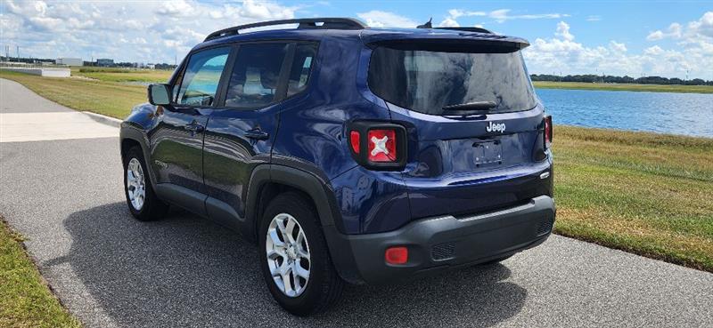 Jeep Renegade Latitude FWD 2016