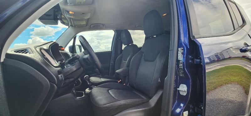 Jeep Renegade Latitude FWD 2016