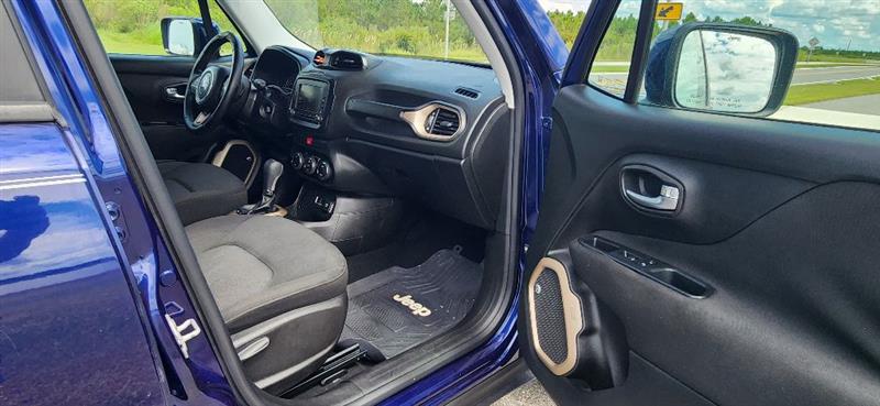 Jeep Renegade Latitude FWD 2016