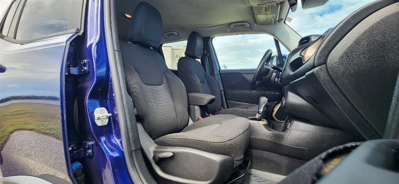 Jeep Renegade Latitude FWD 2016