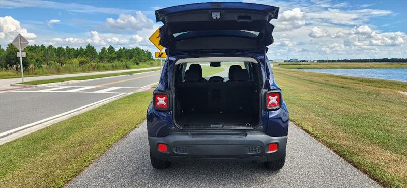 Jeep Renegade Latitude FWD 2016
