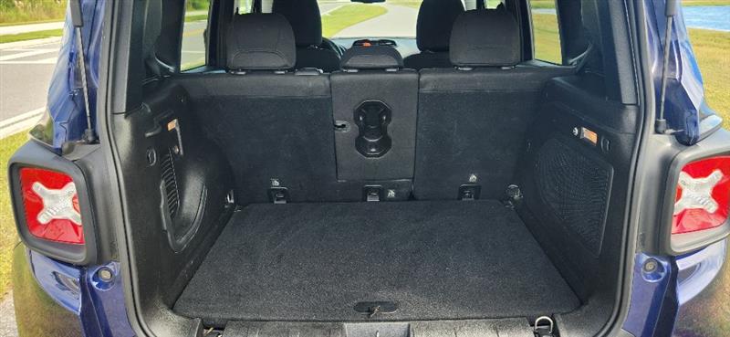 Jeep Renegade Latitude FWD 2016