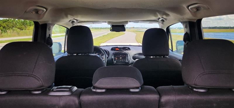 Jeep Renegade Latitude FWD 2016