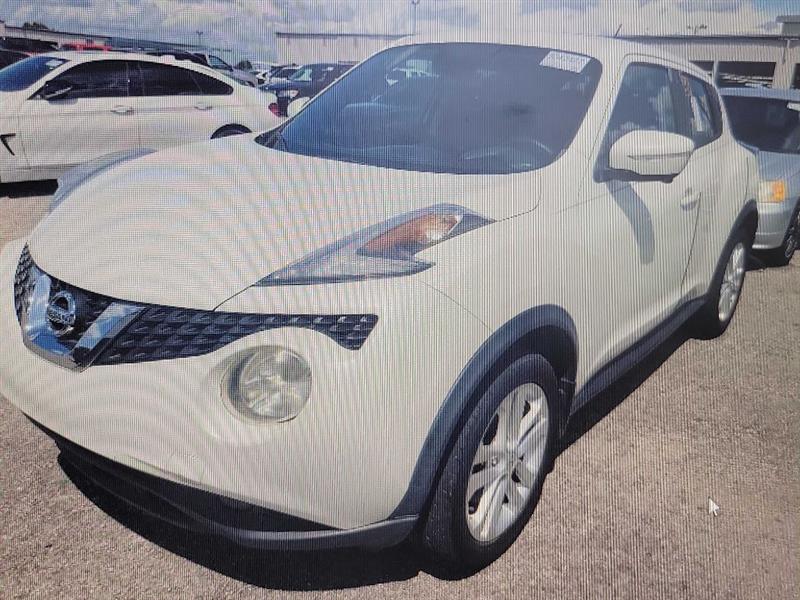 Nissan Juke S FWD 2015