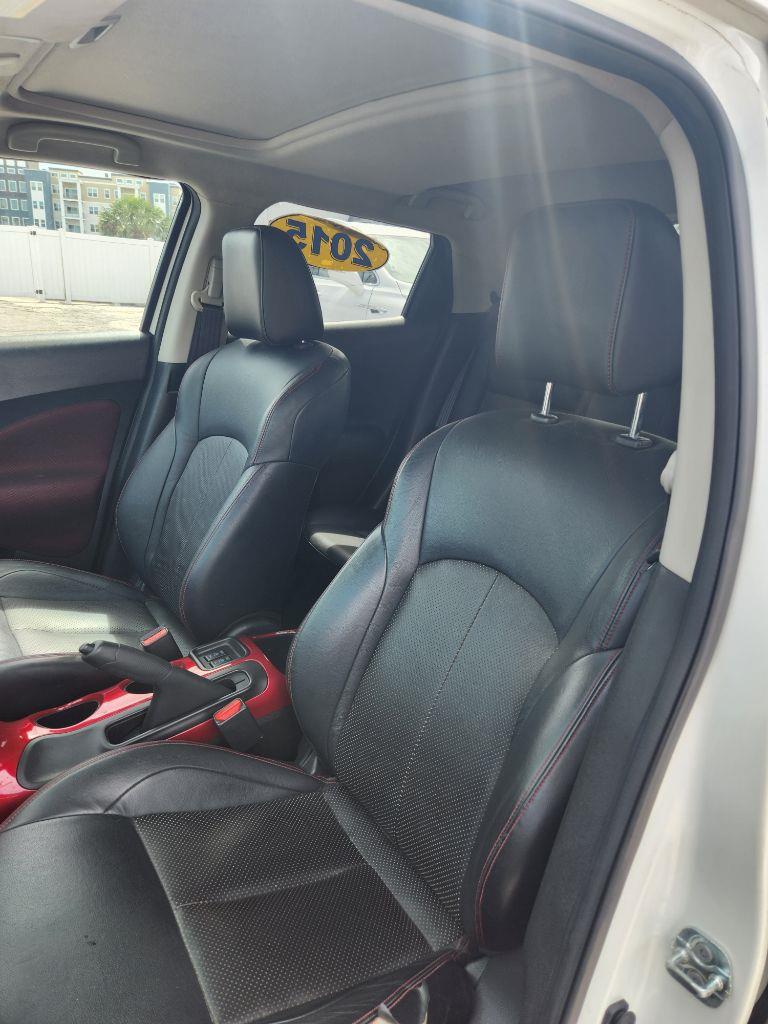 Nissan Juke S FWD 2015