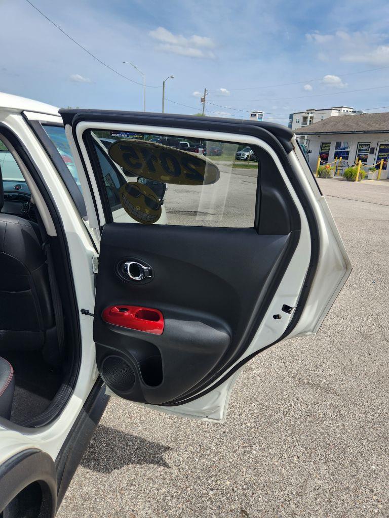 Nissan Juke S FWD 2015