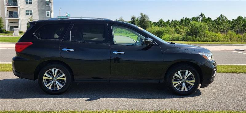 Nissan Pathfinder S 2WD 2019