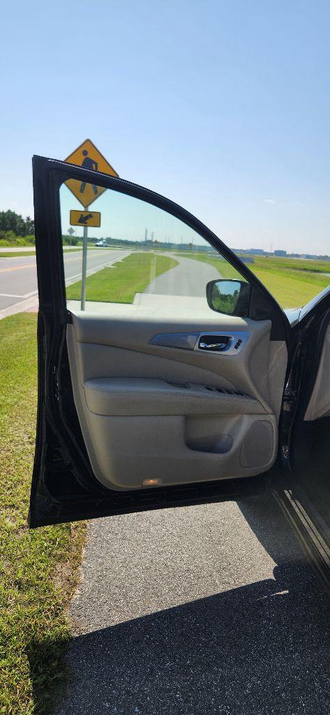 Nissan Pathfinder S 2WD 2019