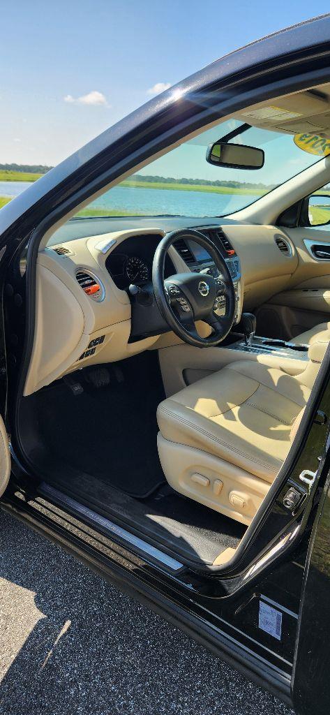 Nissan Pathfinder S 2WD 2019